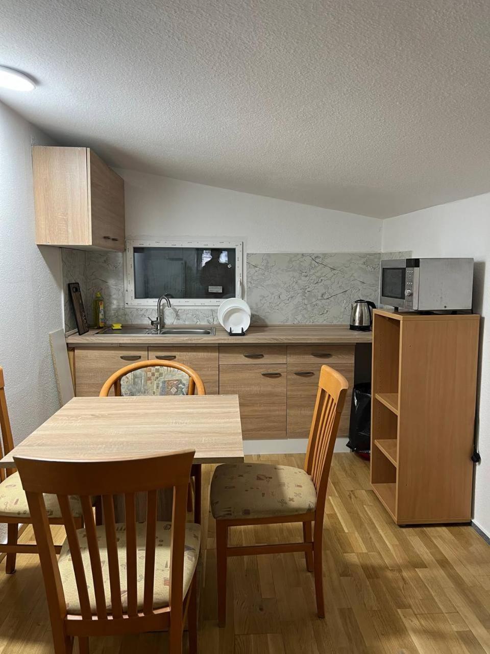Messe Und Monteurzimmer Séjour chez l'habitant