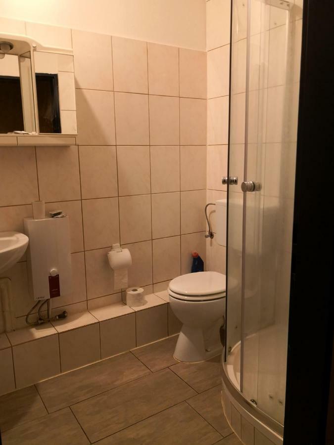 Messe Und Monteurzimmer Séjour chez l'habitant Sehnde